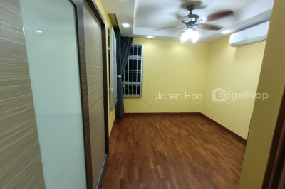 270A SENGKANG CENTRAL HDB | Listing