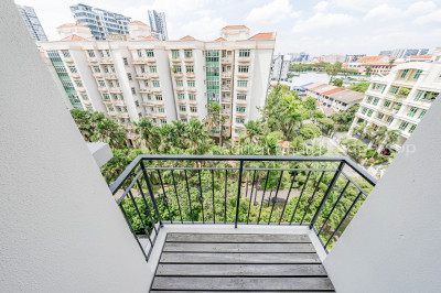 MOONSTONE RESIDENCES Apartment / Condo | Listing