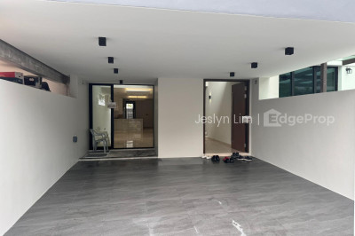 JALAN TELANG Landed | Listing