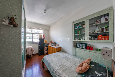 18C HOLLAND DRIVE HDB | Listing