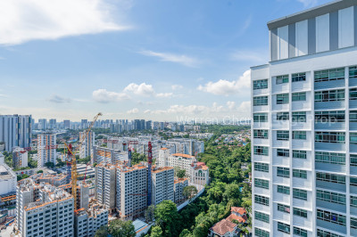 18C HOLLAND DRIVE HDB | Listing