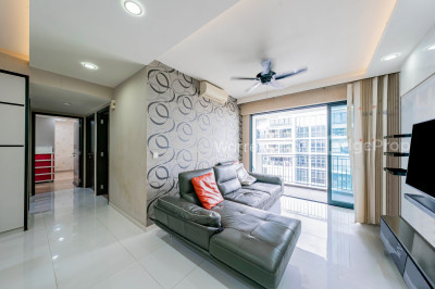 RIVERPARC RESIDENCE Apartment / Condo | Listing