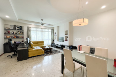 EASTWOOD CENTRE Apartment / Condo | Listing