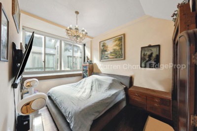 MONTCLAIR @ WHITLEY Landed | Listing