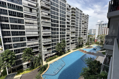 SKYPARK RESIDENCES Apartment / Condo | Listing