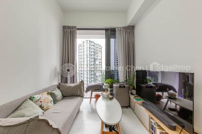 NYON Apartment / Condo | Listing