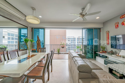 SEASTRAND Apartment / Condo | Listing