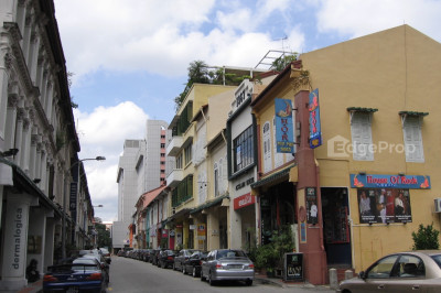 TRAS STREET