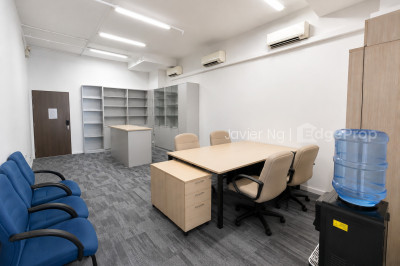 TRADEHUB 21