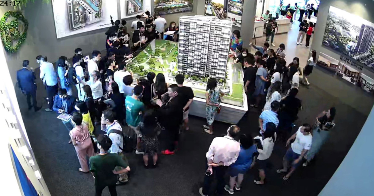 EL Development draws 4,000 at three-day preview of Blossoms By The Park  - EDGEPROP SINGAPORE