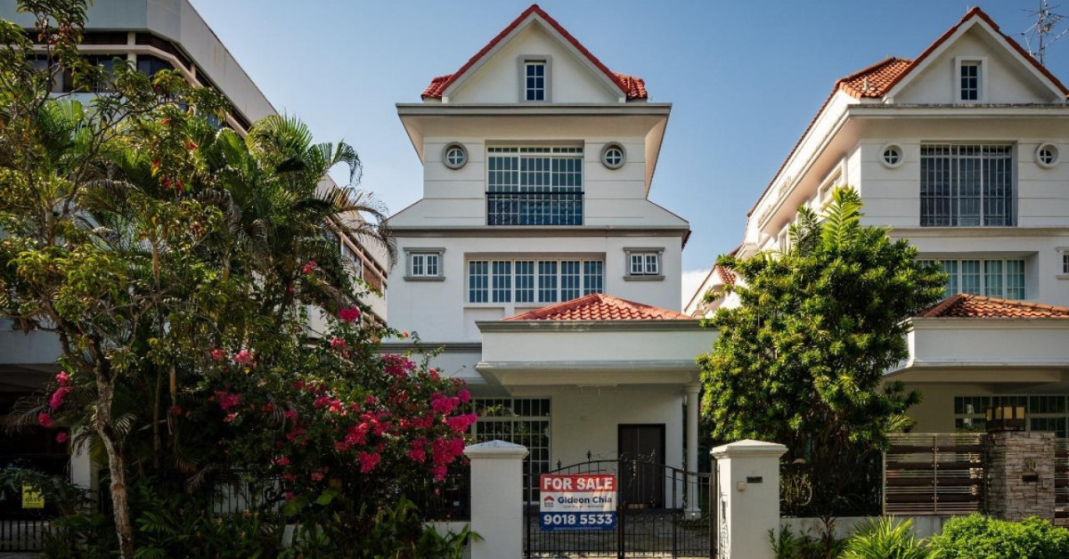 Freehold back-to-back semi-detached house in Cambridge Estate going for $7 mil - EDGEPROP SINGAPORE